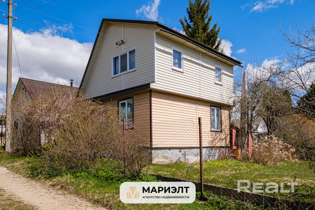 Деревенский дом для дачного отдыха продается в Воложинском районе – узнали цену