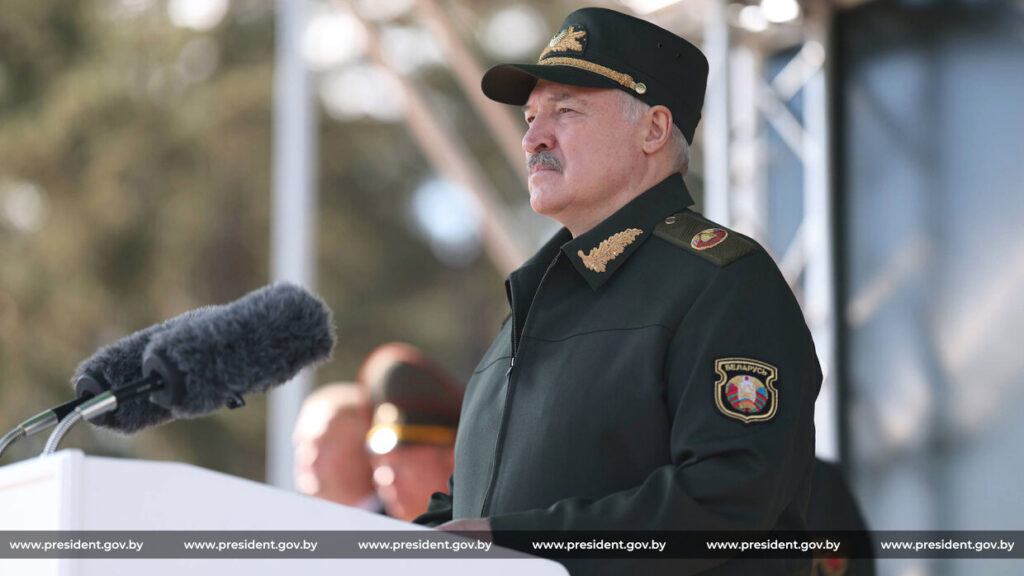 Лукашенко сказал о новом подходе в подготовке солдат