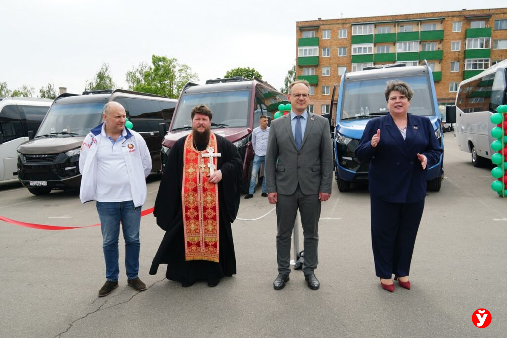 Копыль, автобусы