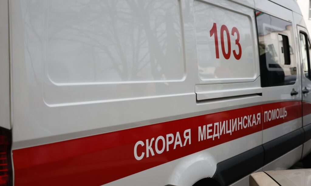 Ночной пожар на улице Лобанка в Минске: сотрудники МЧС спасли мужчину