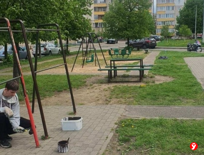 В Борисове обустраивают детскую площадку по просьбе Тимура, который записал обращение к Президенту