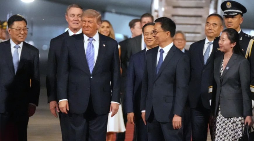 Могильщик по имени Китай: танго Трампа и Си в эпоху краха гегемона