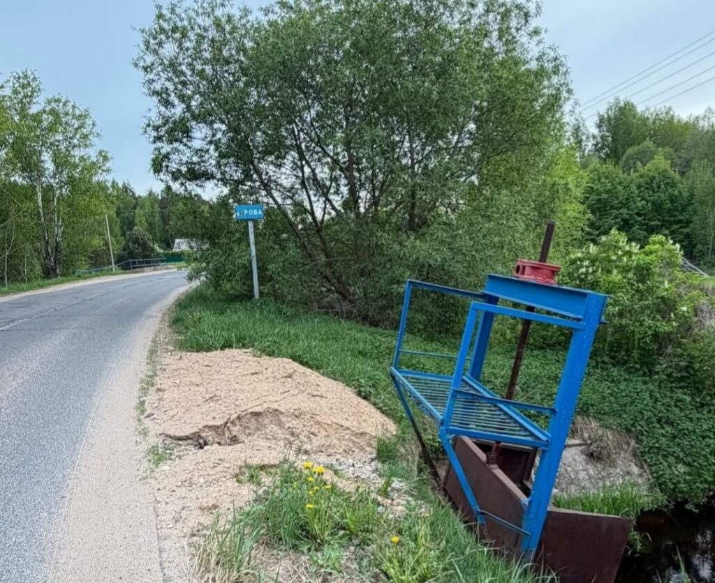 Жители деревни в Борисовском районе просят спасти сооружения на реке Рова