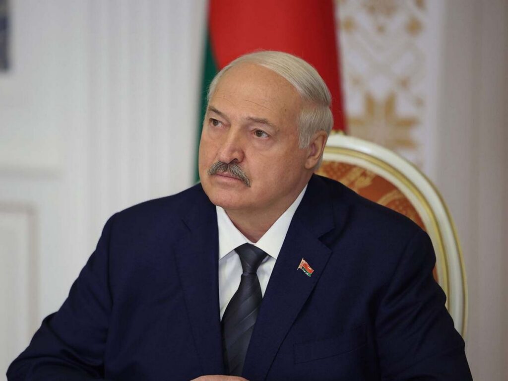 Лукашенко направился с официальным визитом в Республику Индонезия
