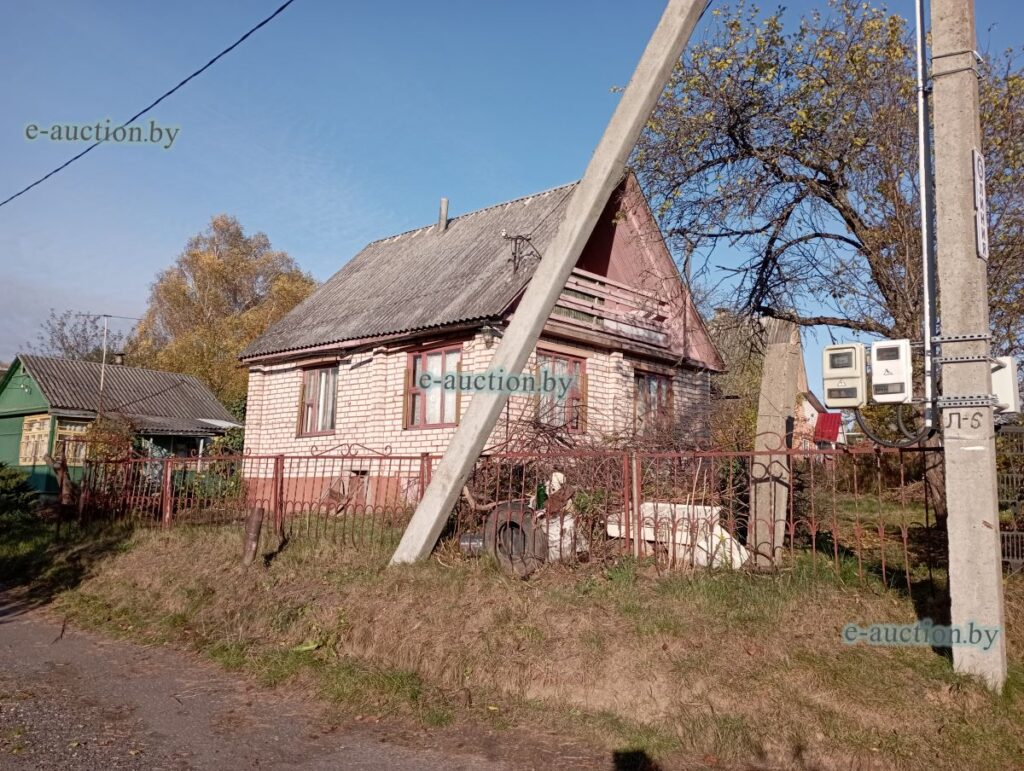 В 10 км от Минского моря продают дачу всего за $10 тыс.