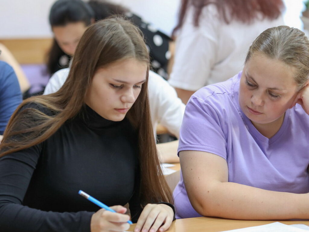 Минобразования: около 5,4 тыс. абитуриентов поступят в вузы без экзаменов в этом году