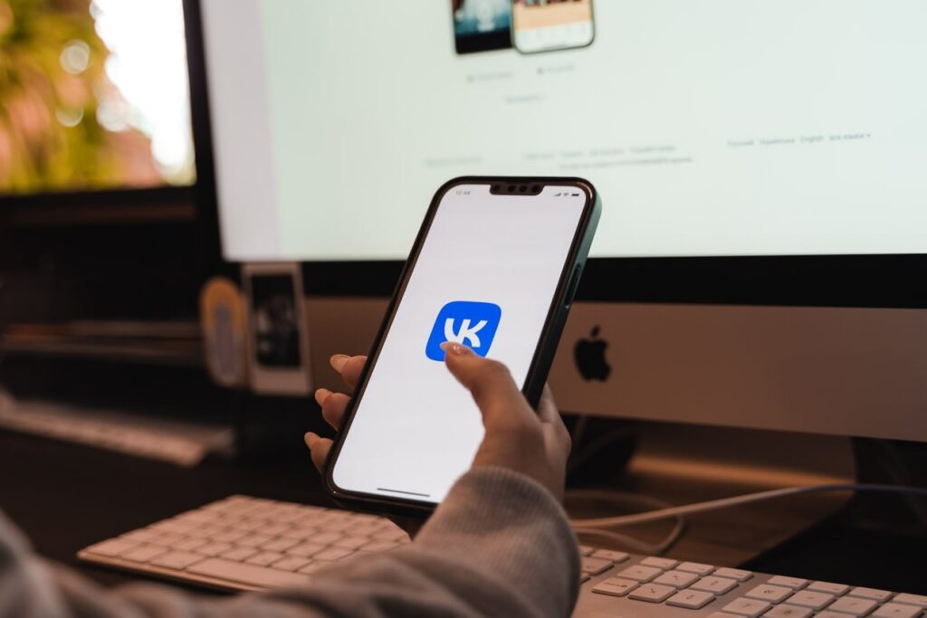 Приложения VK и «Одноклассники» удалили из AppStore