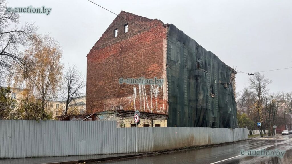 В Витебске продают легендарный дом-призрак: за него просят более полумиллиона рублей