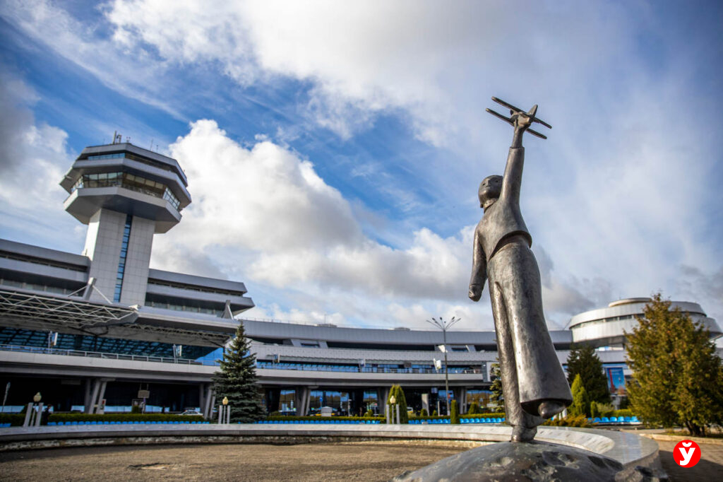 Иностранец взял паспорт брата, чтобы слетать на родину из Минска