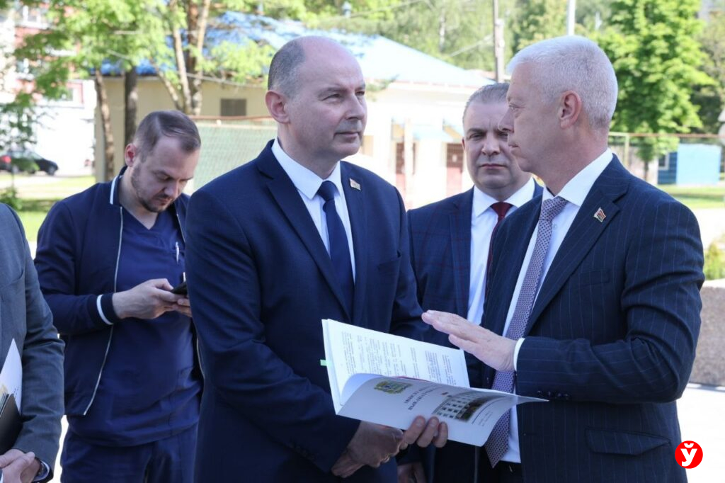 Один из крупнейших хирургических центров страны строят под Минском. Кушнаренко оценил ход работ