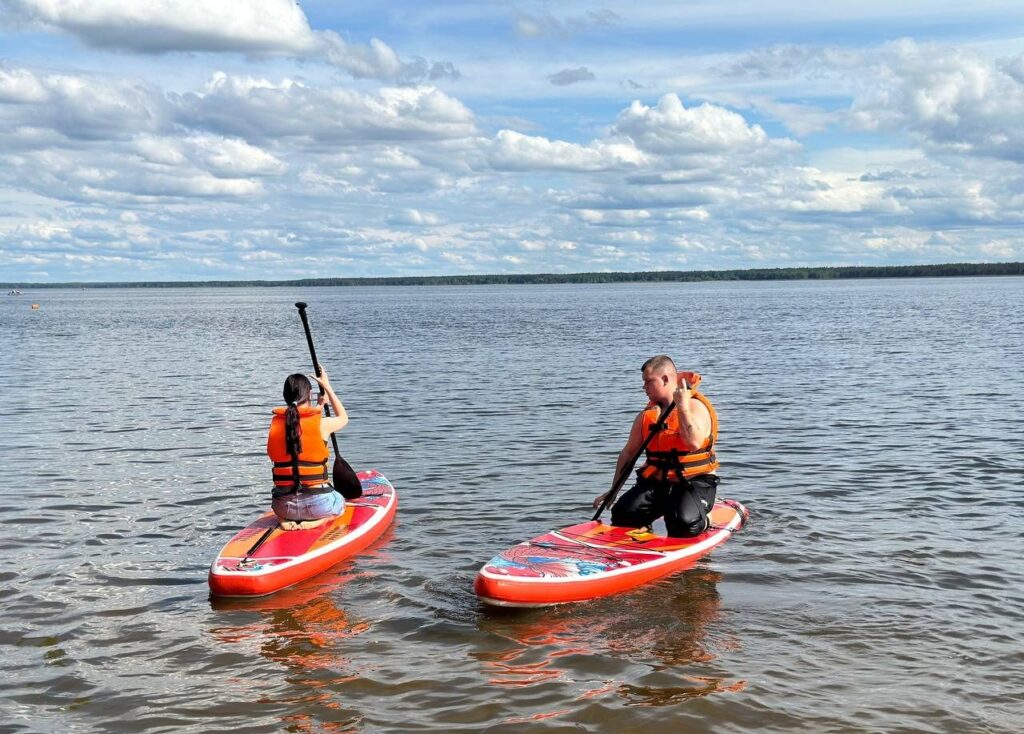 Катамараны, сапы и палатки: сколько стоит отдых на Вилейском водохранилище