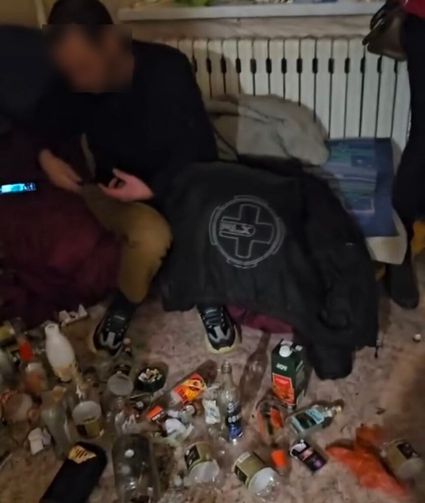 алкоголики