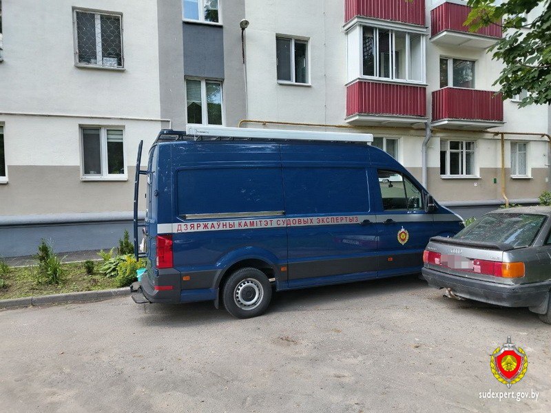 Минчанин убил свою девушку ножницами, а позже покончил с собой