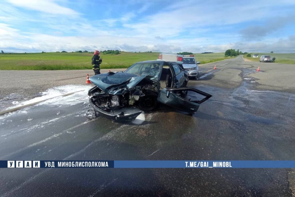 Два водителя госпитализированы после ДТП под Молодечно