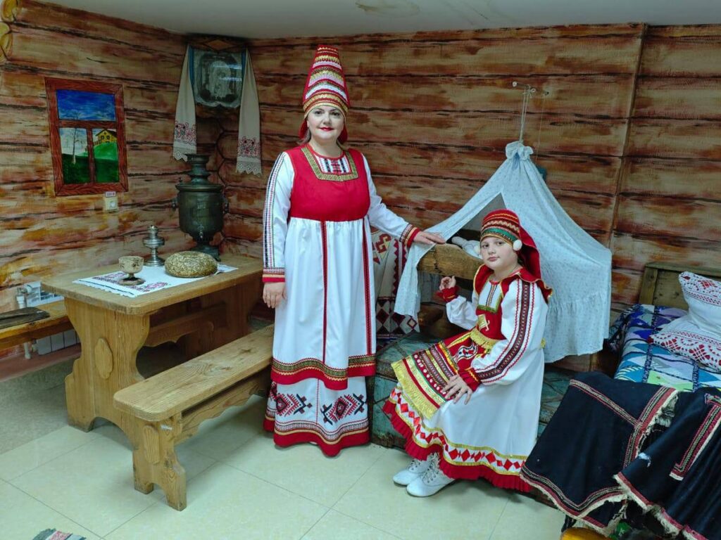 От Червеня до Узбекистана: как один конкурс собрал почти сотню уникальных семейных портретов
