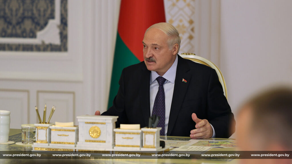 Шклов, «Купаловское» и новые точки роста: Лукашенко обозначил проблемы аграрного региона