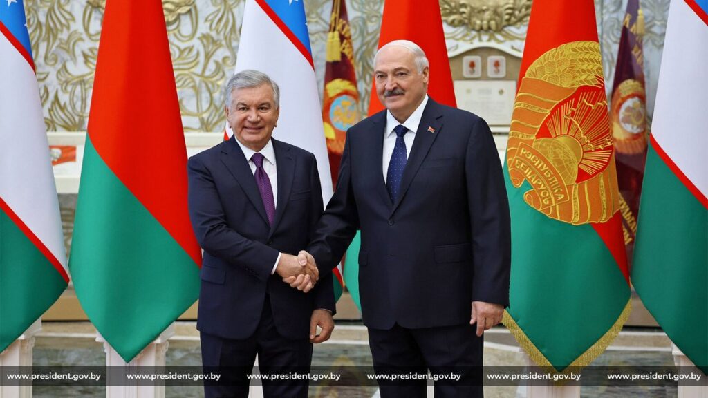 Лукашенко назвал подписание декларации с Узбекистаном историческим шагом