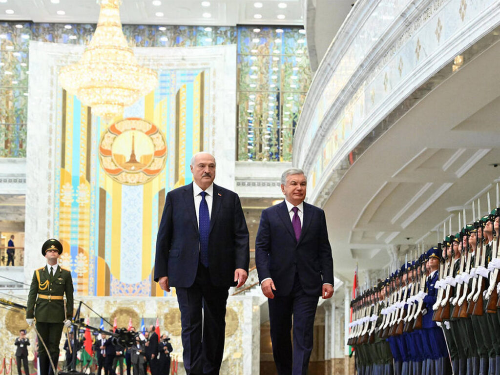 Азарёнок — о том, как Лукашенко и Мирзиёев растят общий сад вопреки Западу