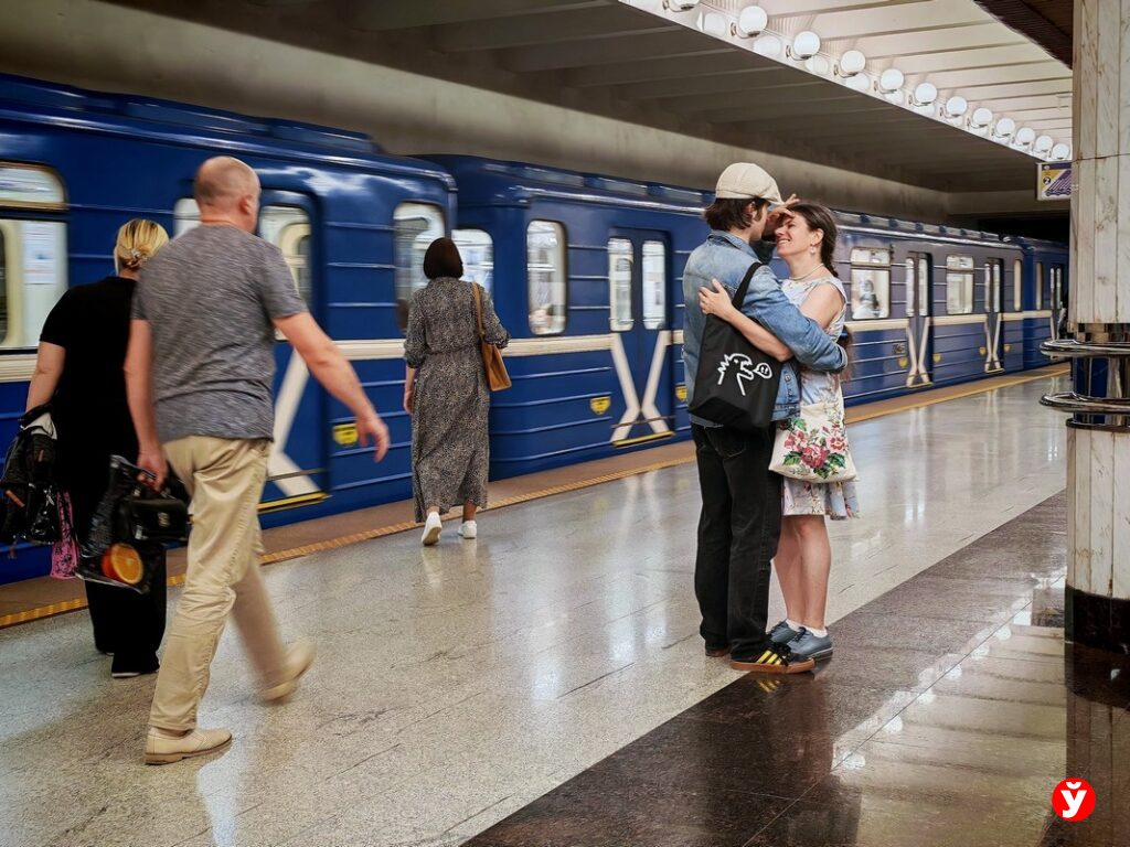 В Минске задержали мужчину, пристававшего к девушкам в метро