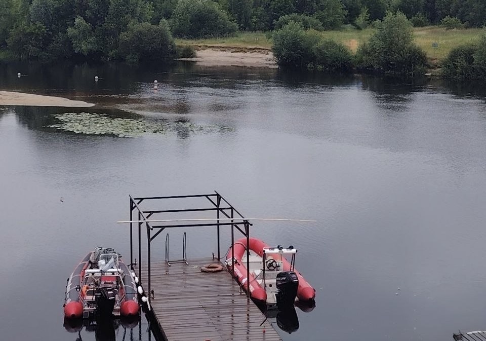 Девочка поплыла за мячом на Березине и едва не утонула – ребенка спасли сотрудники ОСВОД