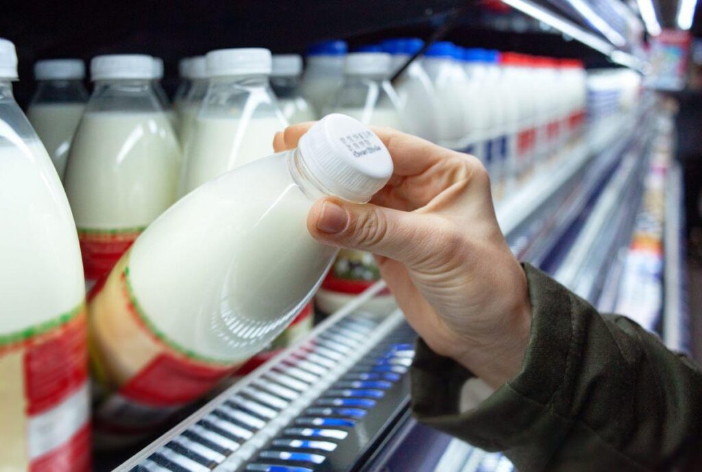 Более 200 товаров сняли с продажи на Экспобеле – что обнаружили проверяющие
