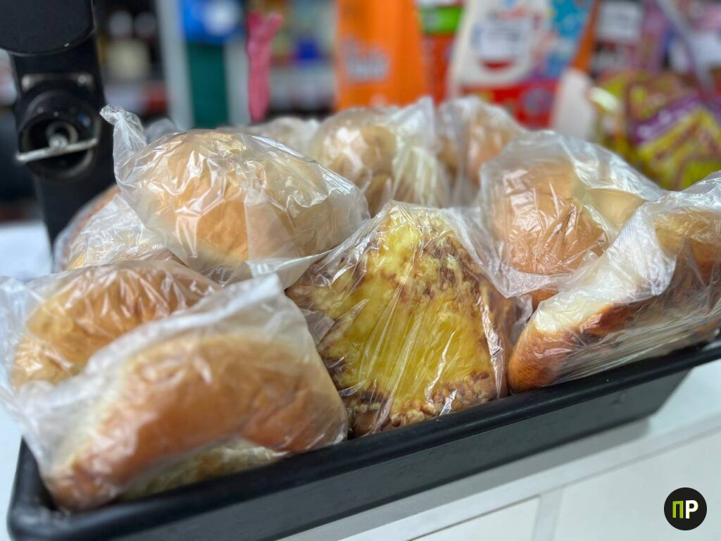 Нашли под Минском магазин, где свежую выпечку продают дешевле двух рублей