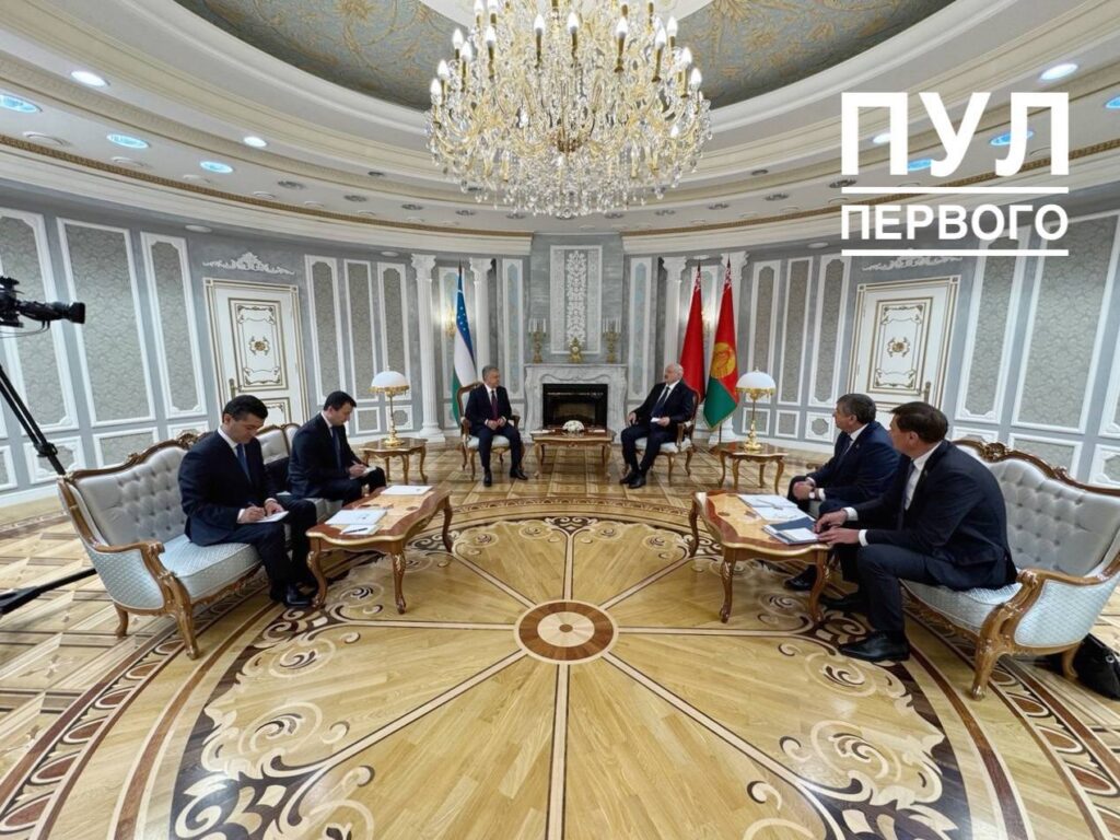 Беларусь и Узбекистан нацелились на $2 млрд товарооборота и выход на рынки третьих стран