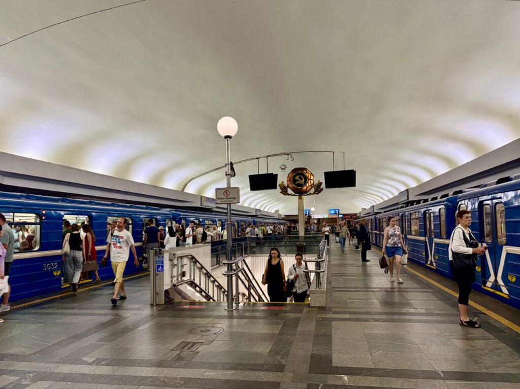 Три станции метро в Минске будут работать дольше в ночь на 20 июля