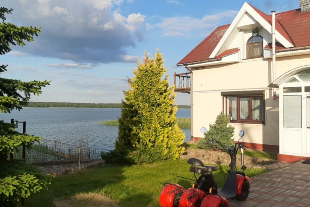 Где снять дом на Нарочи этим летом от 150 рублей – нашли свободные дома
