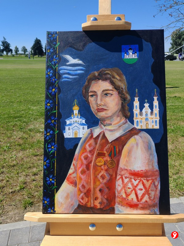 Мядель