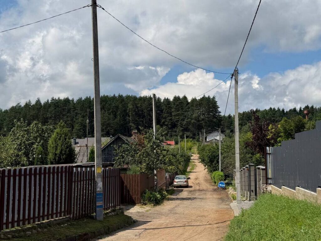 В деревне Вербицкие начали прокладку оптоволокна для 28 домов