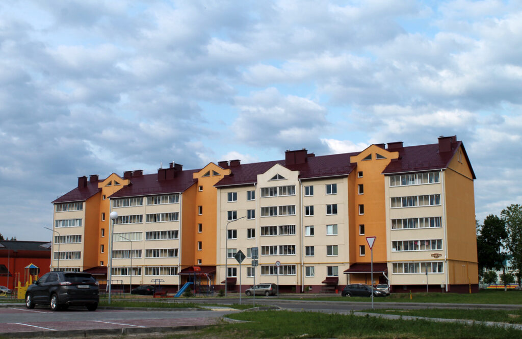 дом