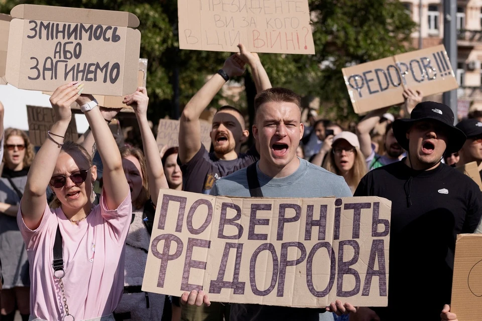 Азарёнок рассказал, что происходит на улицах Украины