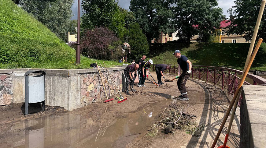 Стихия в Гродненской области стала темой разговора Лукашенко и Караева