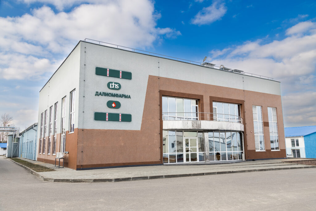 Что скрывается за дверями единственного в Беларуси завода полного цикла по переработке плазмы крови