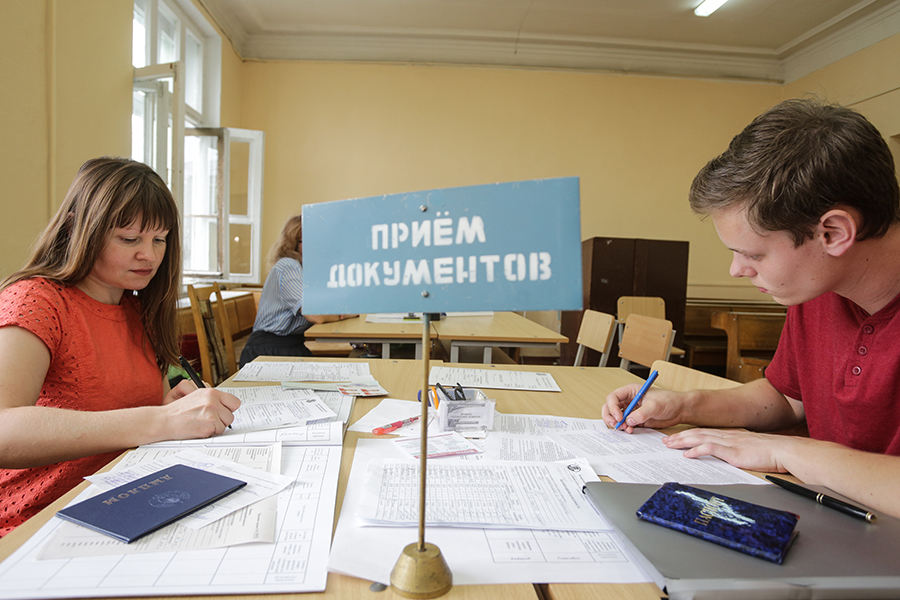 Аттестат 7,4 больше не гарантирует бюджет – что делать абитуриенту