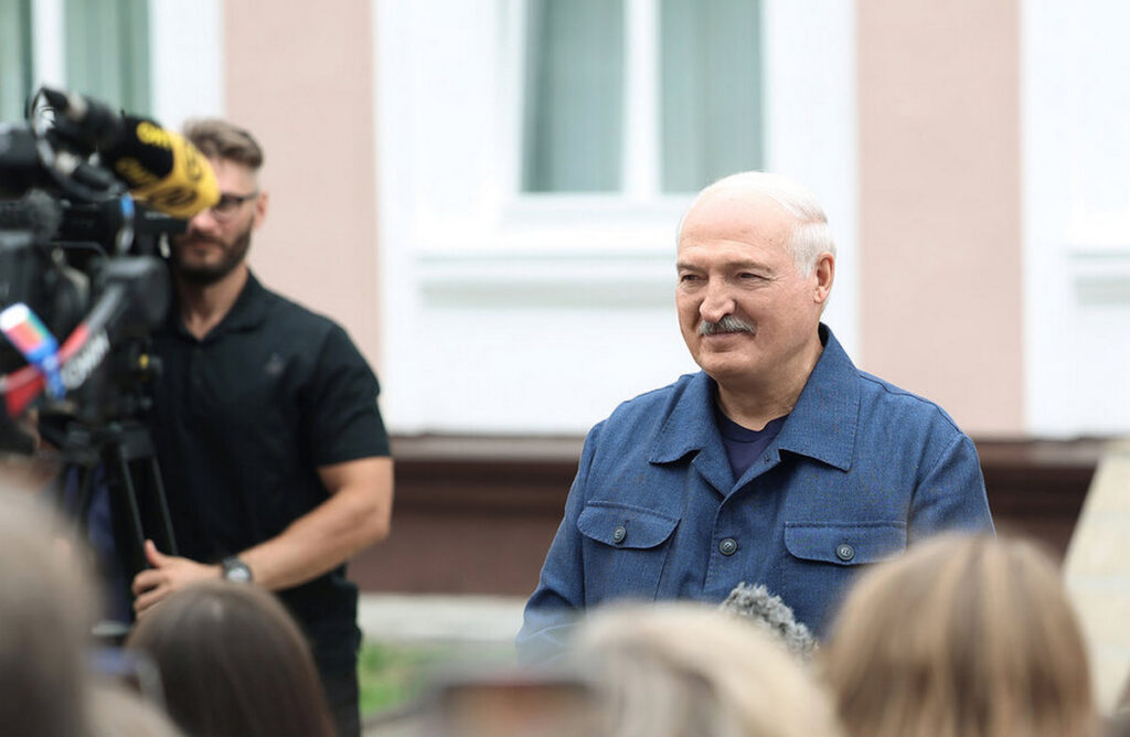 В Вилейском районе Президента встречали с душой, а говорили о деле