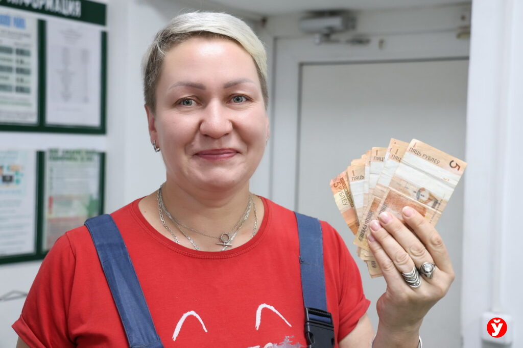 Сколько зарабатывают на своём огороде те, кто сдает урожай государству