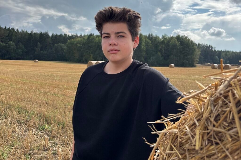 12-летний минчанин завёл TikTok о тракторах и комбайнах – ролики собирают десятки тысяч просмотров