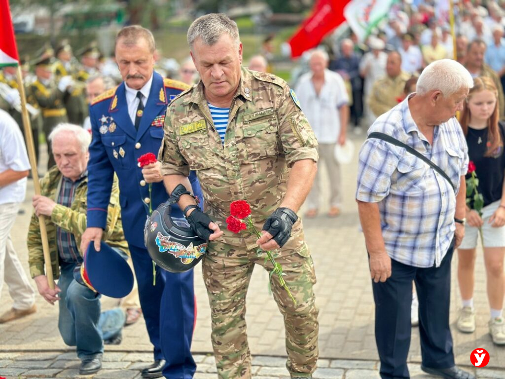 30-летие со дня открытия мемориального комплекса