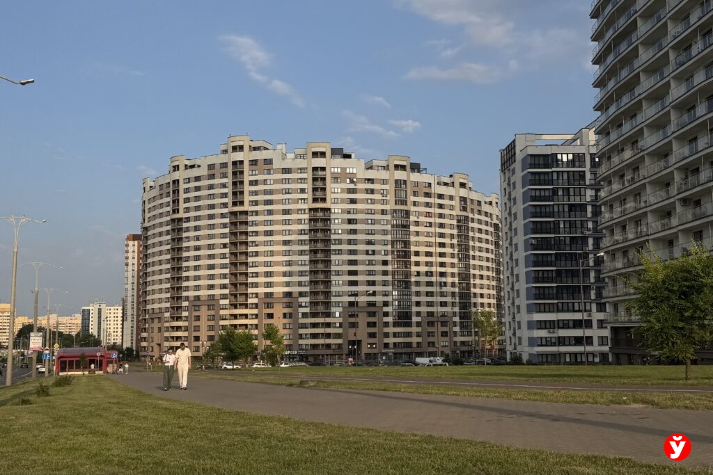 Теплые вещи пока можно не убирать – какой будет погода в Беларуси 13 августа