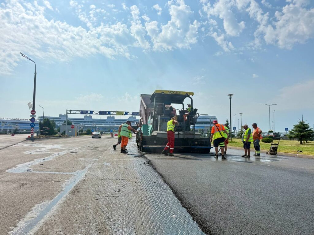 Поездка в аэропорт Минск может занять больше времени из-за ремонта на привокзальной площади