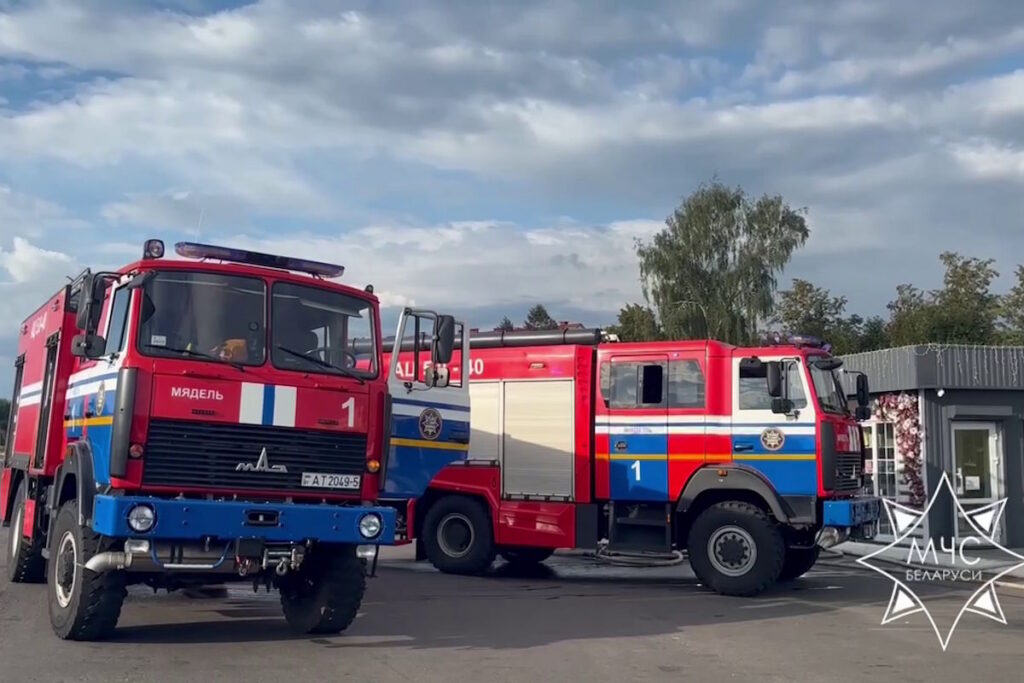 В Мяделе спасатели оперативно ликвидировали возгорание в торговом объекте