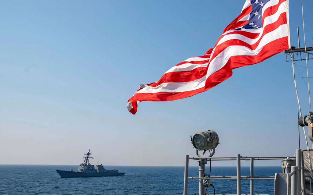 Авианосцы есть, а моряков не хватает – что происходит с ВМС США после истории с Ираном