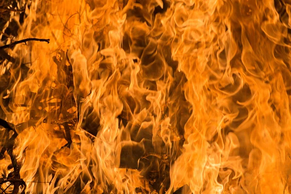 В Логойске мужчина получил ожоги – одежда загорелась от вспышки паров бензина