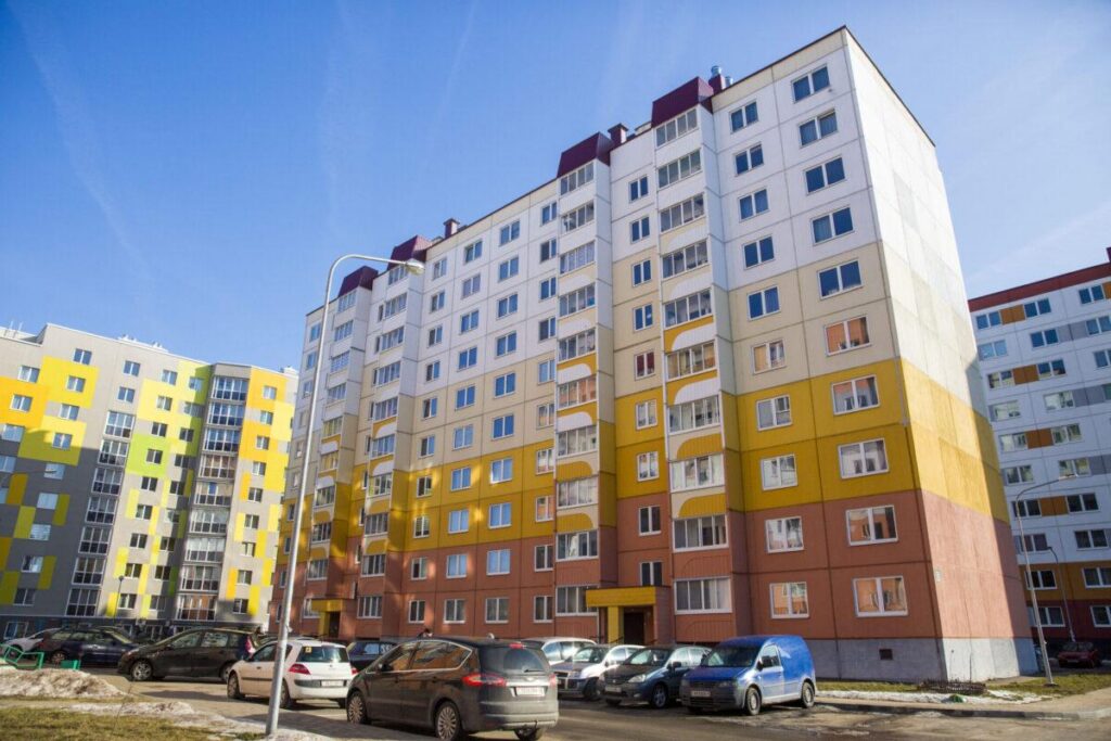 Переехали бы минчане в Фаниполь ради более дешевого жилья – что ответили в Threads