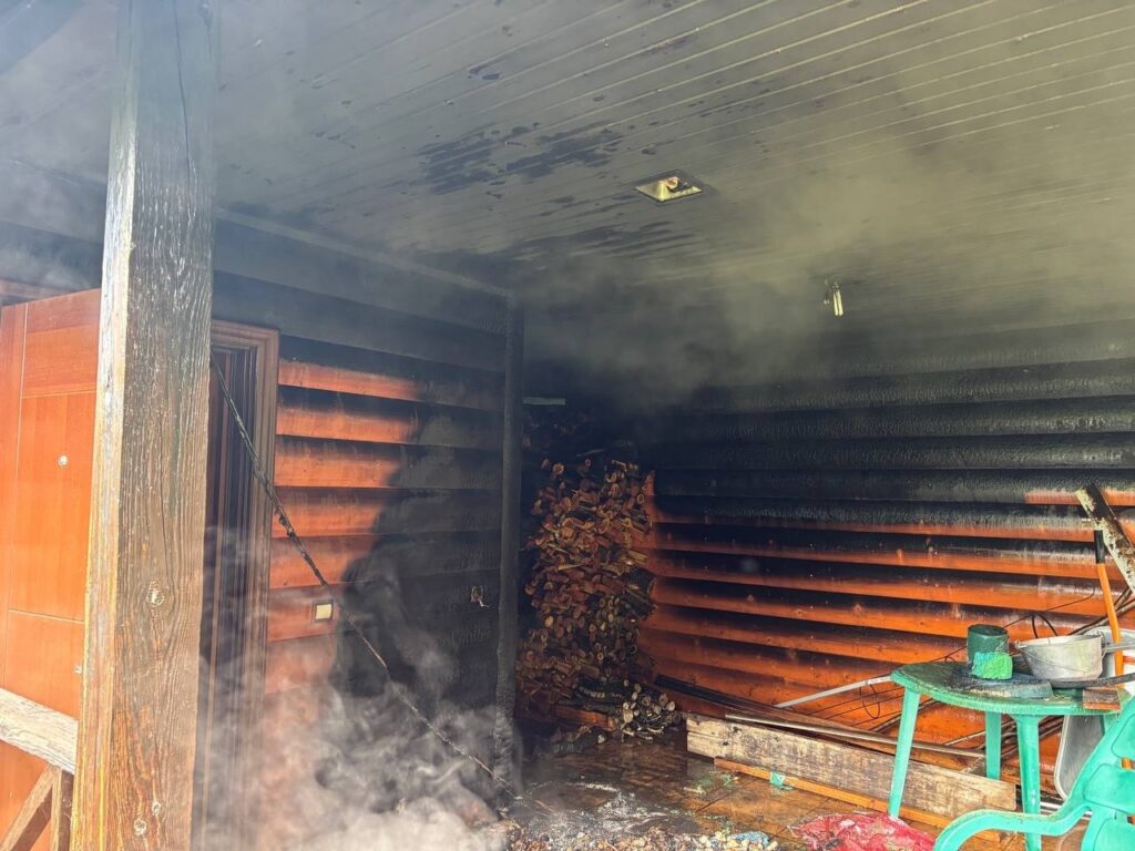 В Логойском районе владельцы бани сами потушили пожар до приезда спасателей