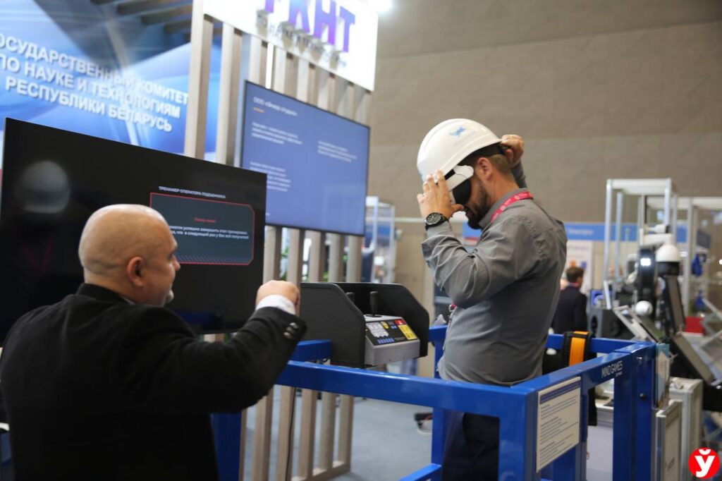 От трактора до микросхемы – Минск соберет промышленность под одной крышей