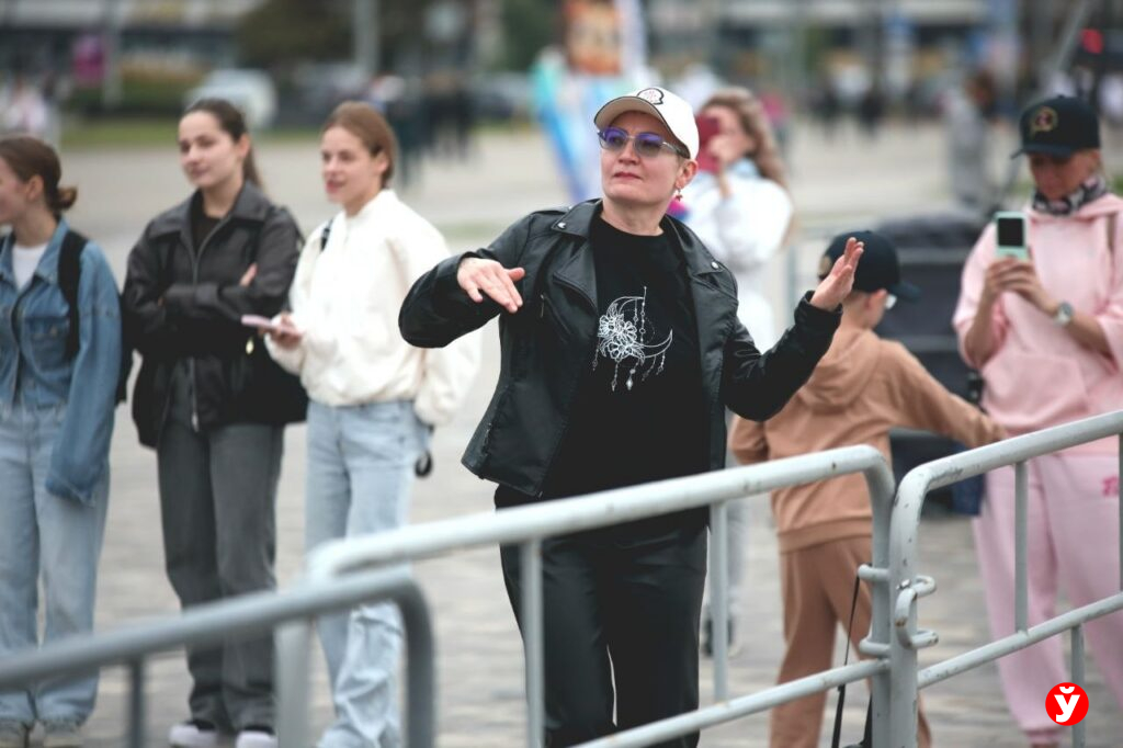 Малиновый движ