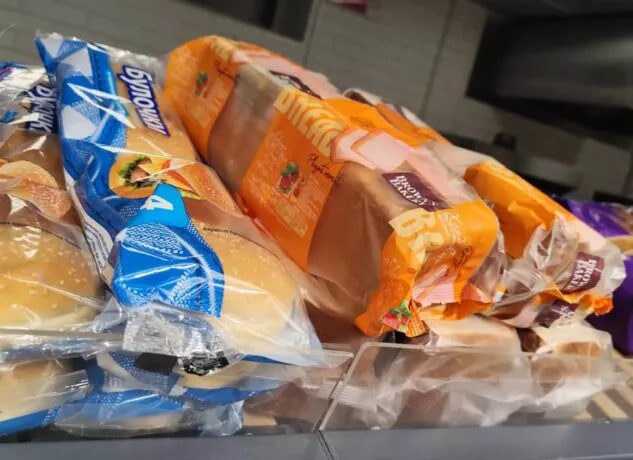 Монета в слойке и плесень в хлебе. Чем закончились жалобы минчан на продукцию в магазинах